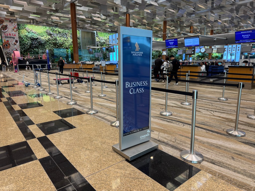 Business Class Boarding - Terminal 3