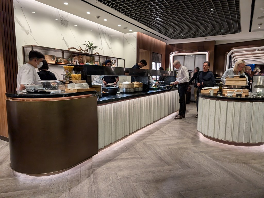 Bar Counter - SilverKris Lounge (T3)