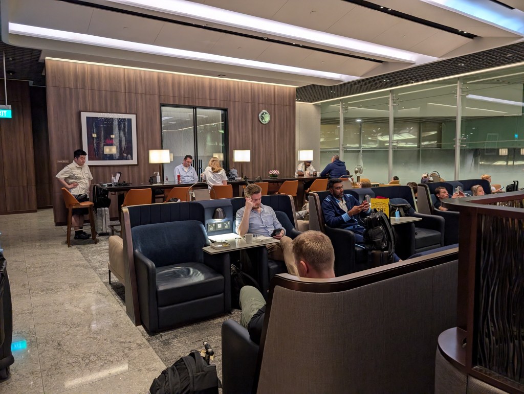 Seating Area - SilverKris Lounge (T3)