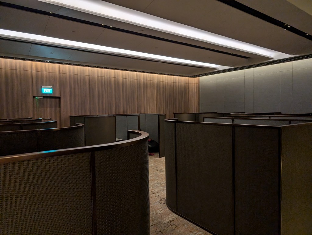 Sleeping Pods - SilverKris Lounge (T3)