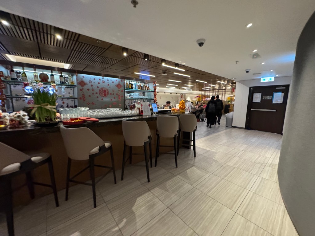 SilverKris Lounge (HKG)