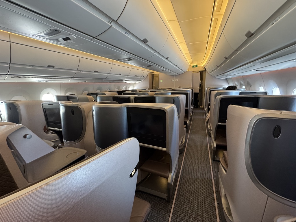 2018RJ - Business Class