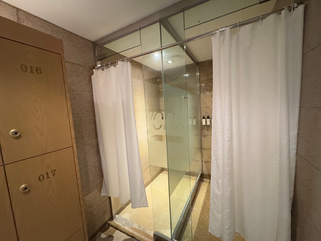 Showers - The Westin Josun Busan