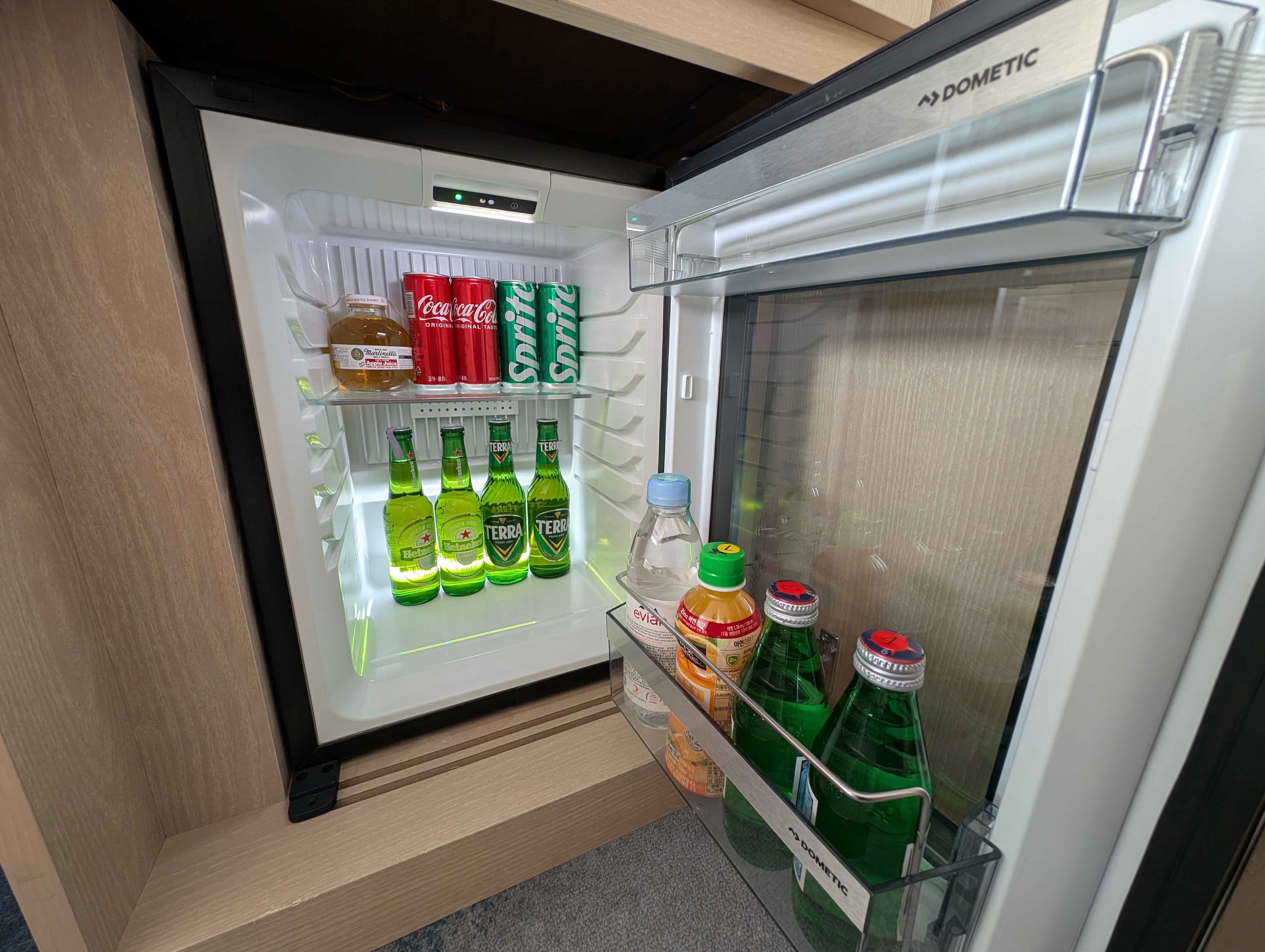 Chargable Minibar - The Westin Josun Busan